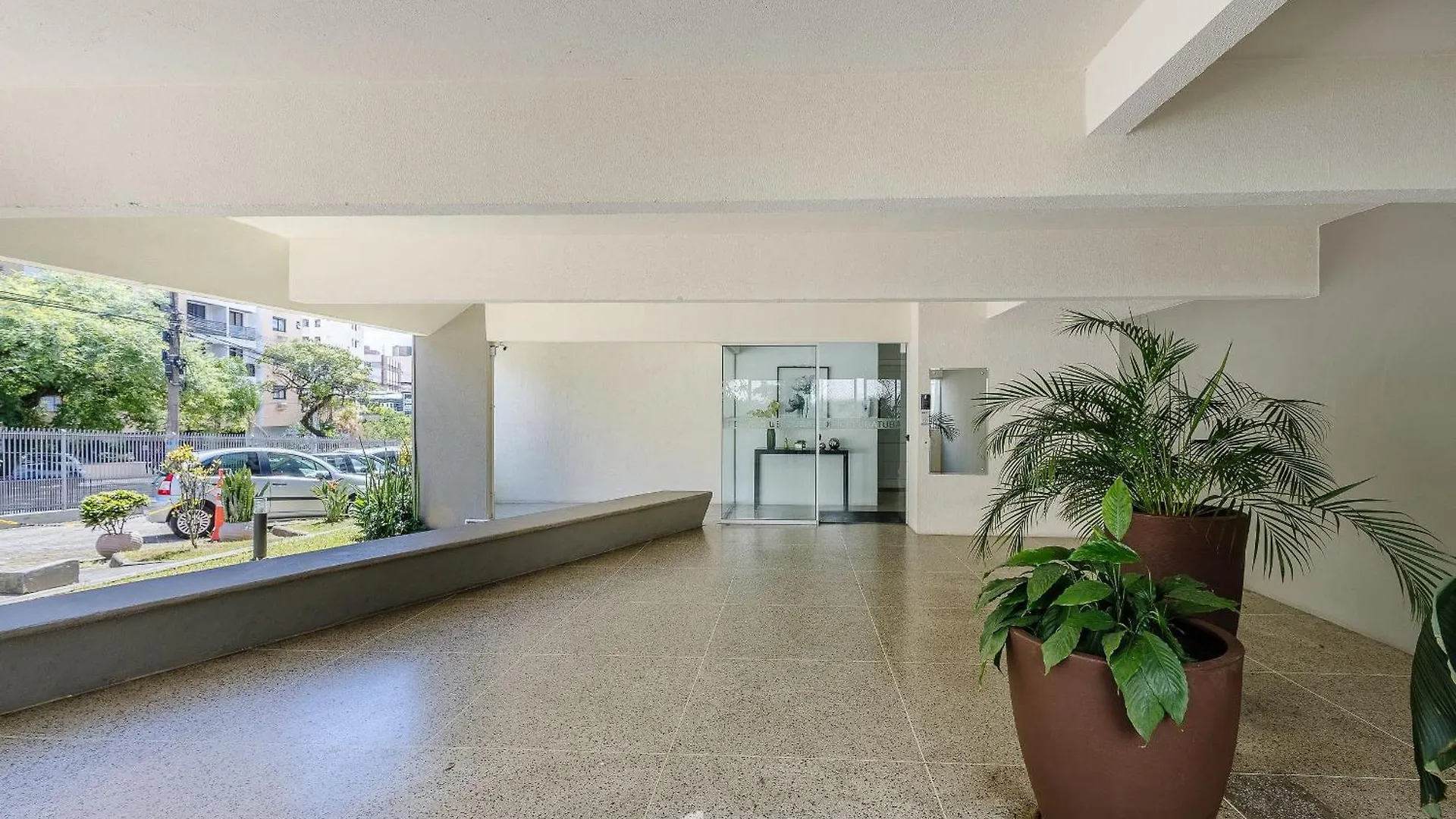 Apto Com Home Office Em Floripa Jfm0062 Florianopolis